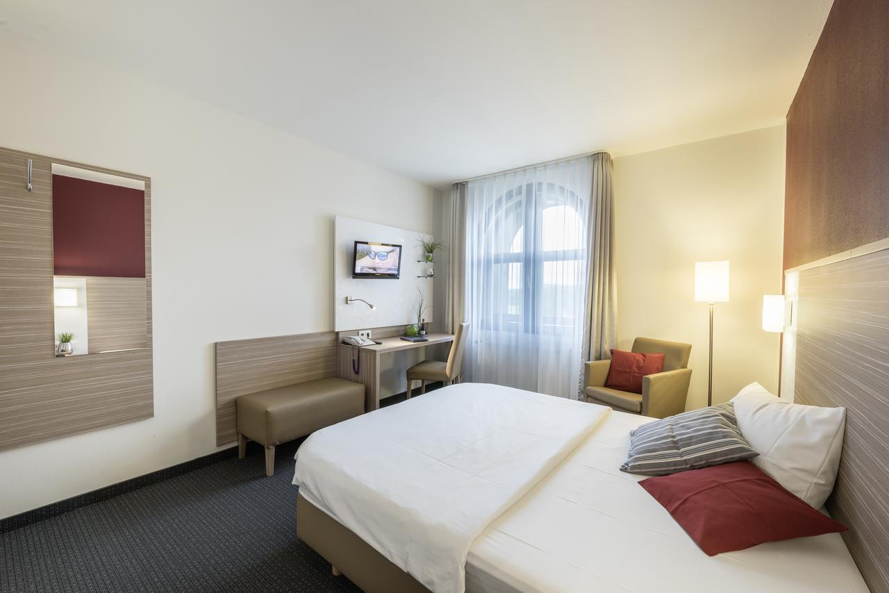 Hotel Monika Büttelborn Extérieur photo