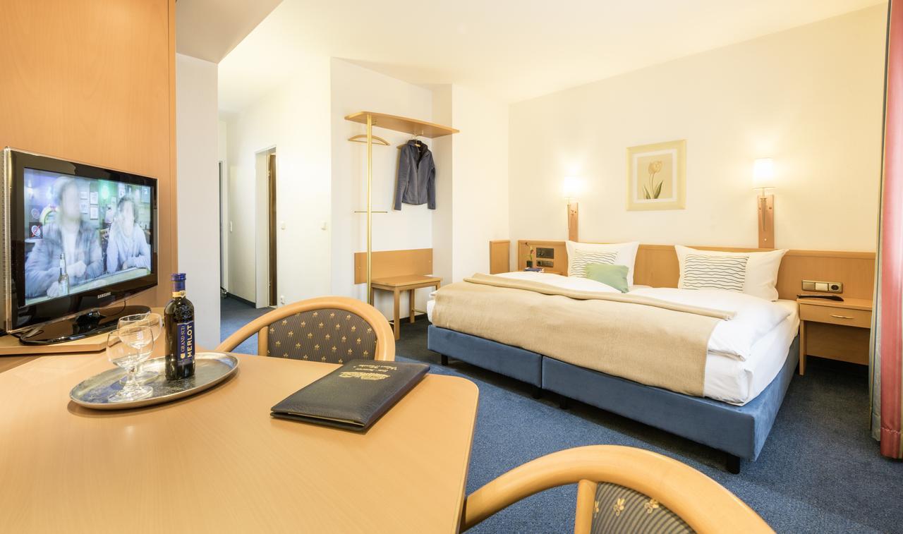 Hotel Monika Büttelborn Extérieur photo