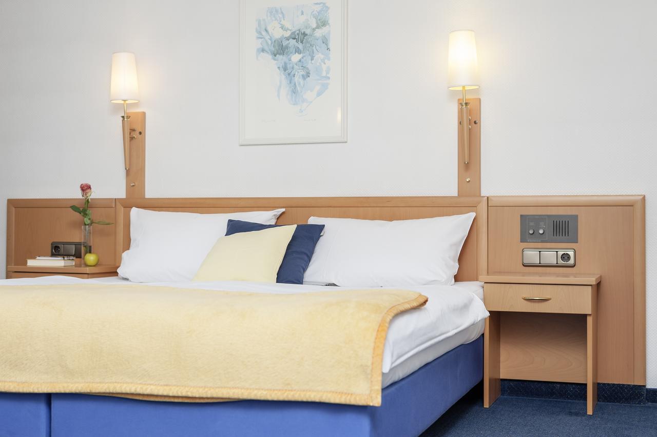 Hotel Monika Büttelborn Extérieur photo